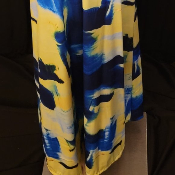 Abstract Dress - Picture 2 of 2